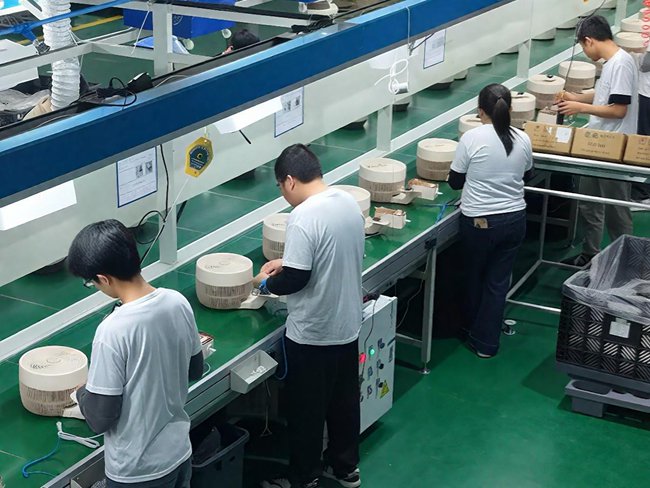 从高校毕业生到电商公司CEO:大学生创业者在拼多多带动大批就业